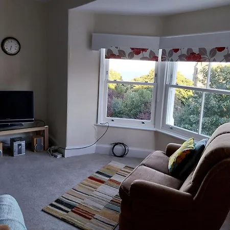 11 Prince Of Wales Terrace - 2 Bed With Sea Views 斯卡伯勒