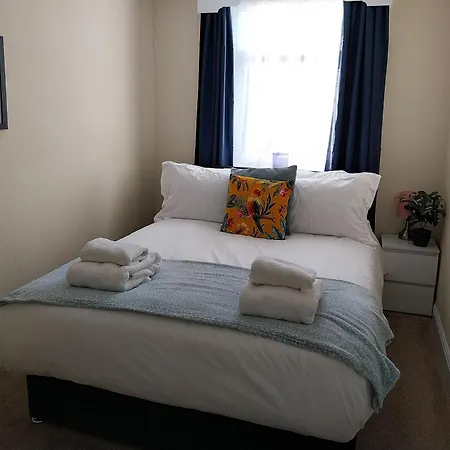 11 Prince Of Wales Terrace - 2 Bed With Sea Views